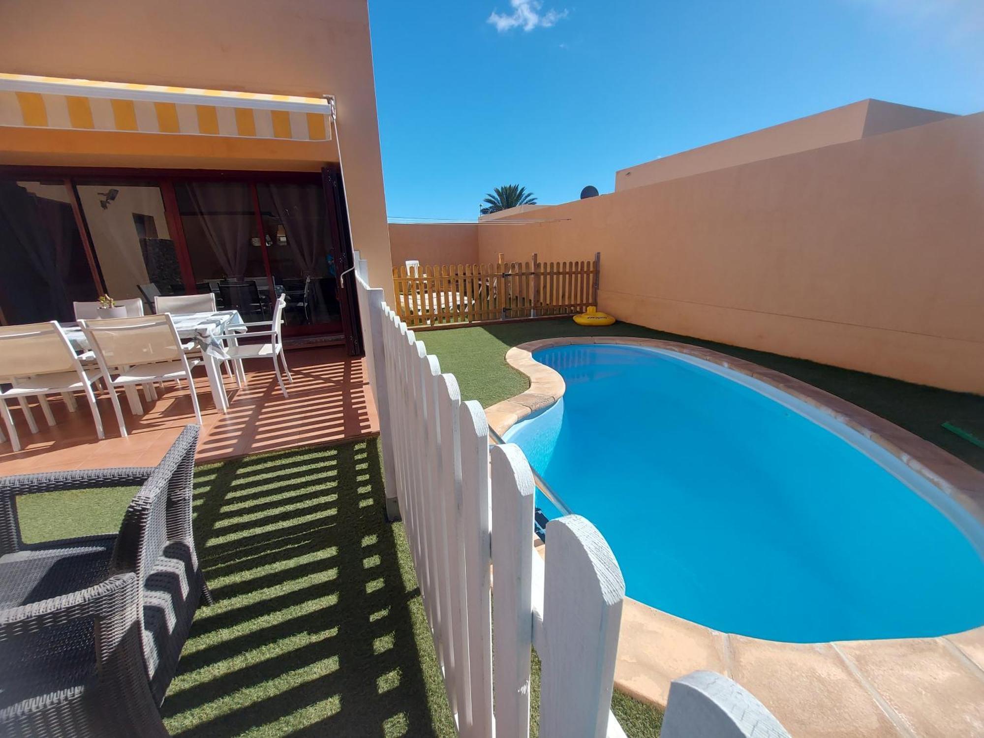 Villa Mimosa Коралео Екстериор снимка