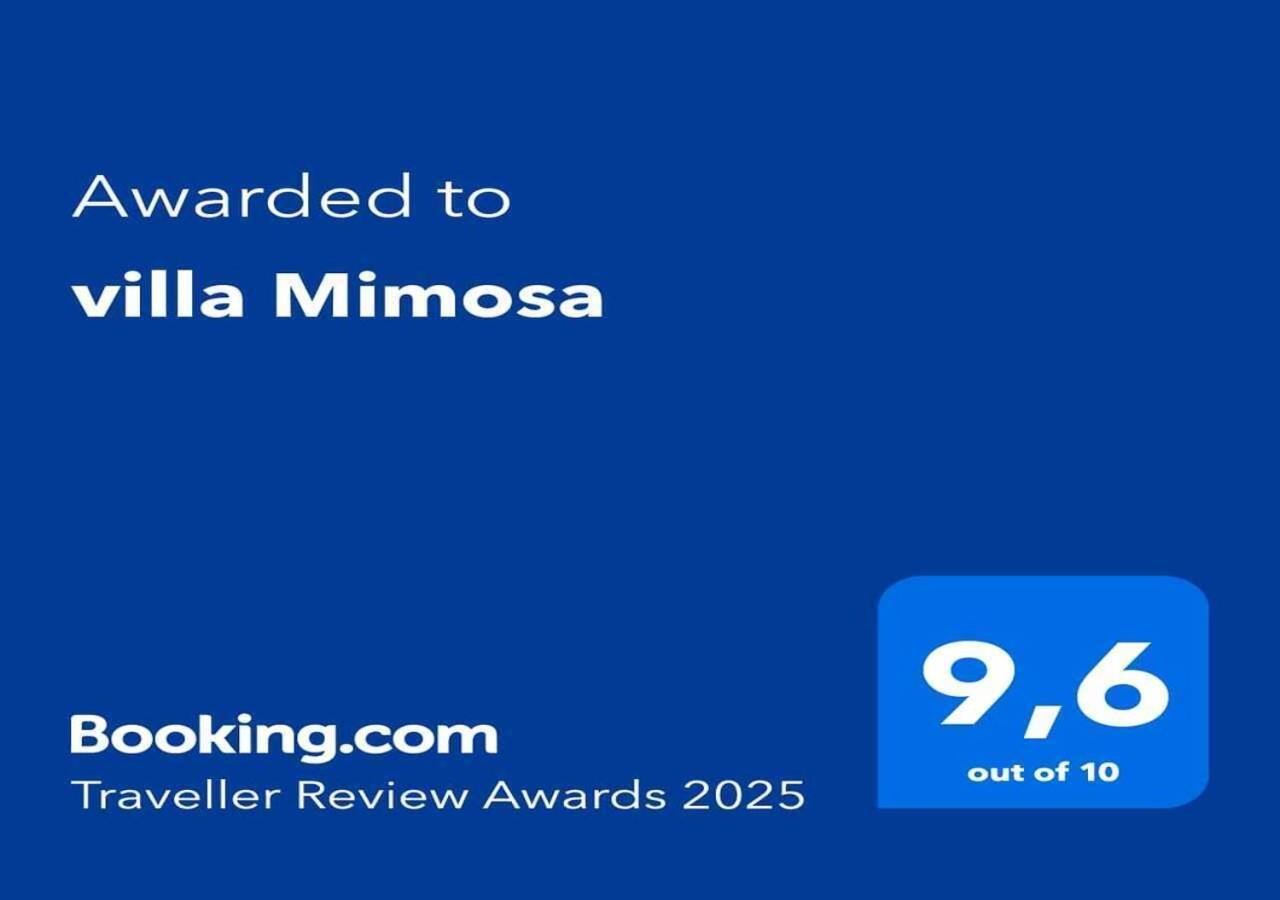 Villa Mimosa Коралео Екстериор снимка